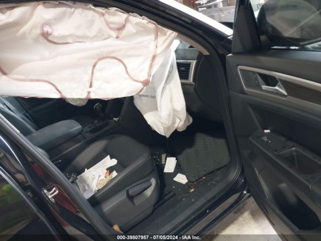 1V2DP2CA7JC600414 Volkswagen Atlas