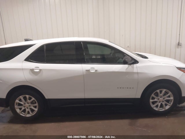 Chevrolet EQUINOX LS 2018 2GNAXHEV4J6345731 Image 13