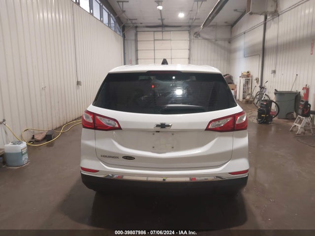 Chevrolet EQUINOX LS 2018 2GNAXHEV4J6345731 Image 16