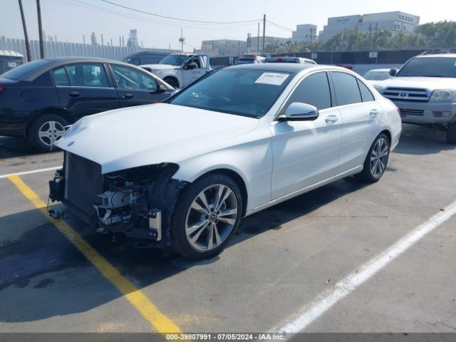 55SWF4JB1HU215172 Mercedes-Benz C 300 Luxury/sport