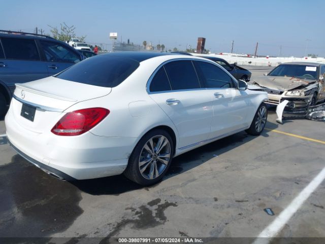 55SWF4JB1HU215172 Mercedes-Benz C 300 Luxury/sport