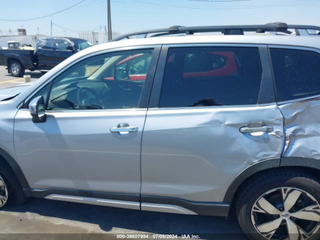 JF2SKAWC3KH511105 Subaru Forester Touring