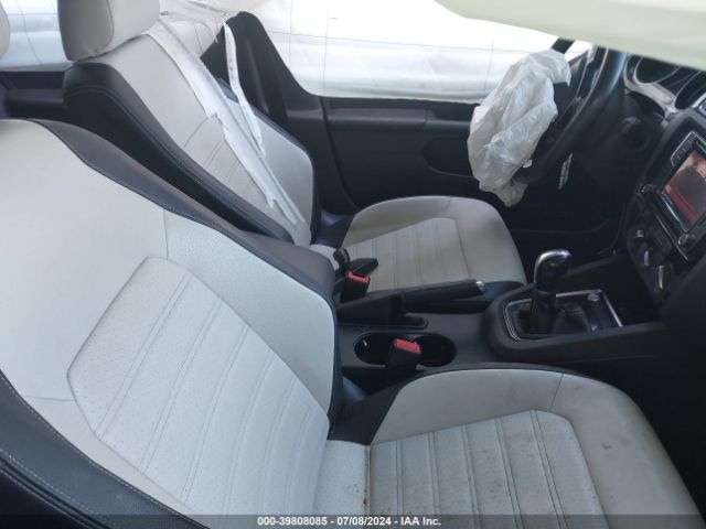 3VWD17AJ7GM339387 Volkswagen Jetta 1.8t Sport