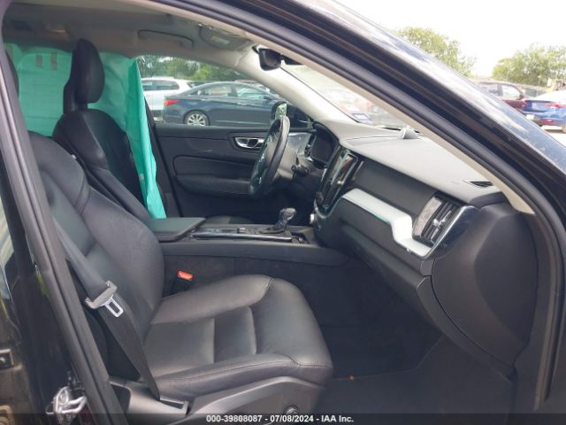 YV4102RK2J1038567 Volvo Xc60 T5 Momentum
