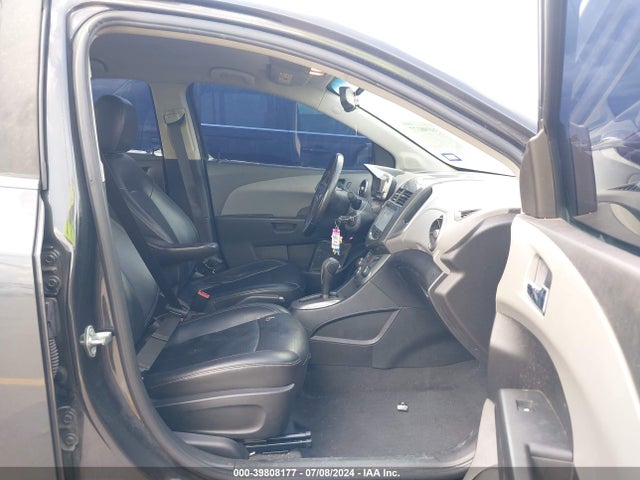 Chevrolet Sonic Ltz Auto 2015 1G1JE5SB6F4202711 Image 5