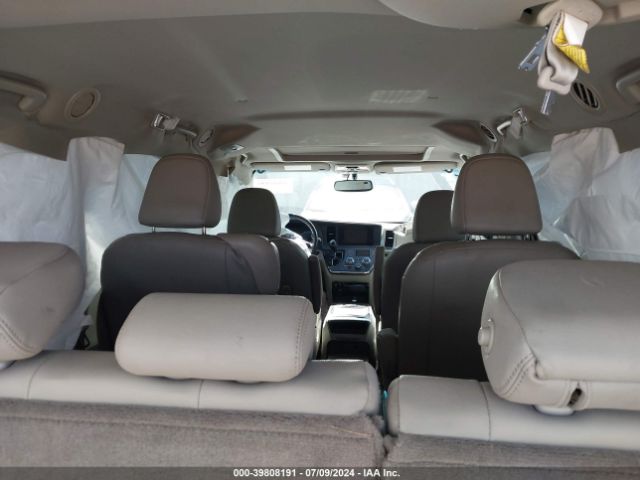 5TDYK3DC4FS530383 Toyota Sienna Xle 8 Passenger