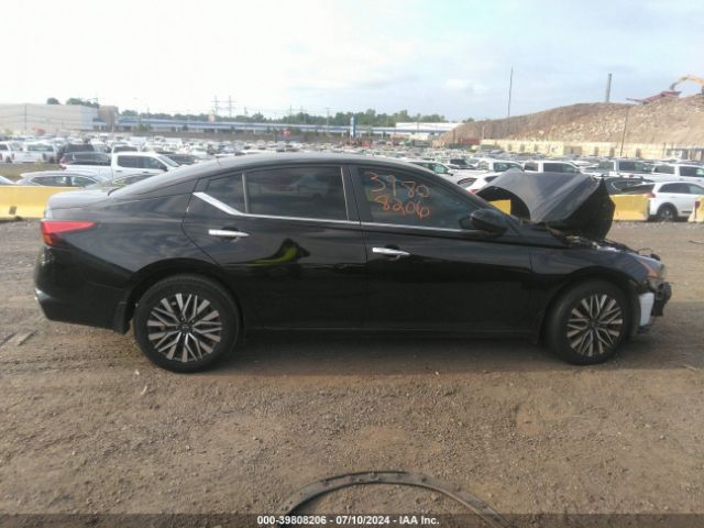 1N4BL4DW5PN353388 Nissan Altima Sv Intelligent Awd