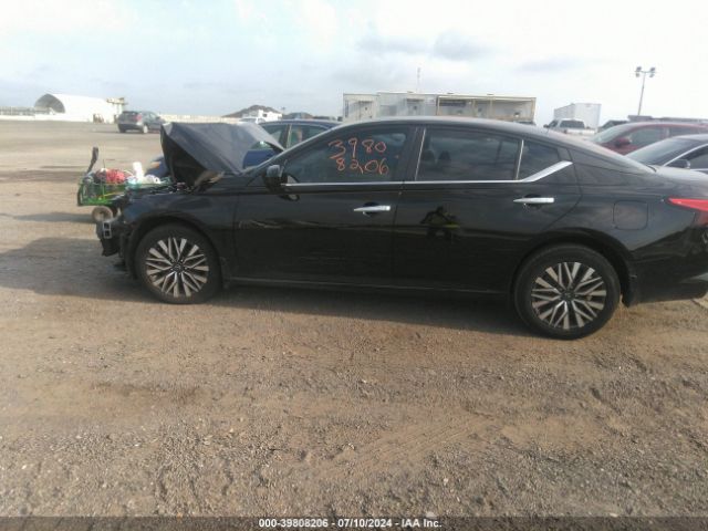 1N4BL4DW5PN353388 Nissan Altima Sv Intelligent Awd