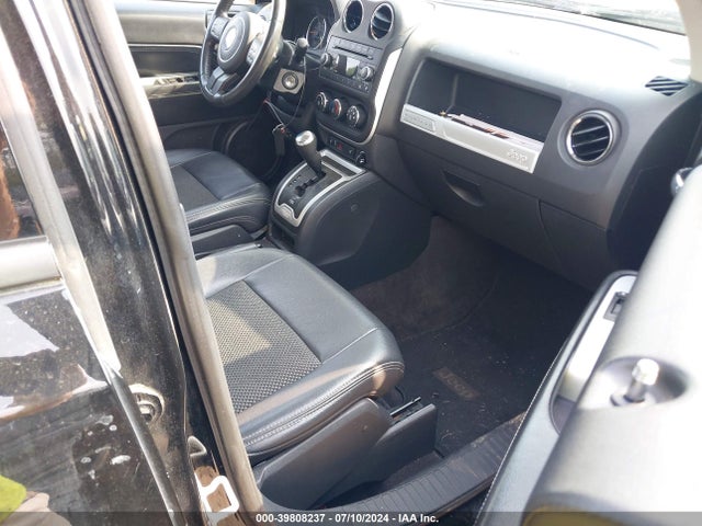 1C4NJDEB7ED816482 Jeep Compass Latitude