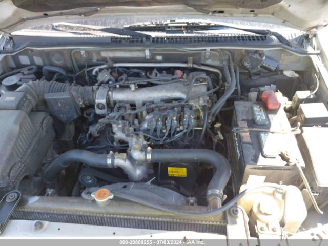 2001 MITSUBISHI MONTERO JA4MW51R51J010832 Photo 9