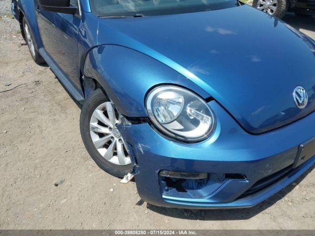 3VWFD7AT5JM701144 Volkswagen Beetle 2.0t Coast/2.0t S