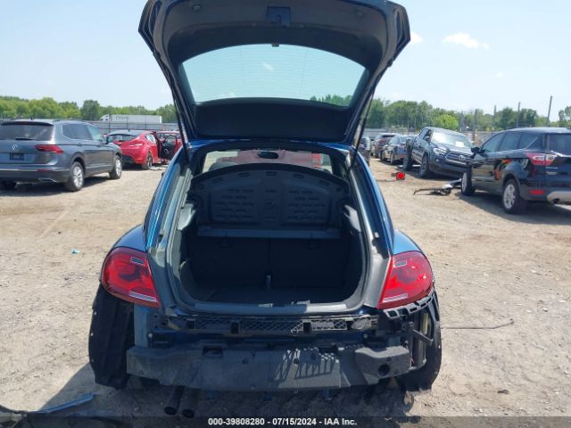 3VWFD7AT5JM701144 Volkswagen Beetle 2.0t Coast/2.0t S