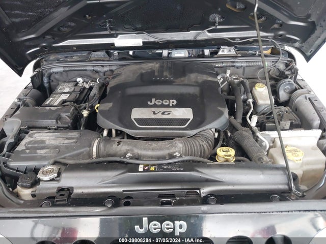 1C4HJWDG2JL927978 Jeep Wrangler Jk Unlimited Sport S 4x4