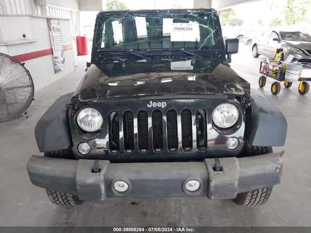 1C4HJWDG2JL927978 Jeep Wrangler Jk Unlimited Sport S 4x4