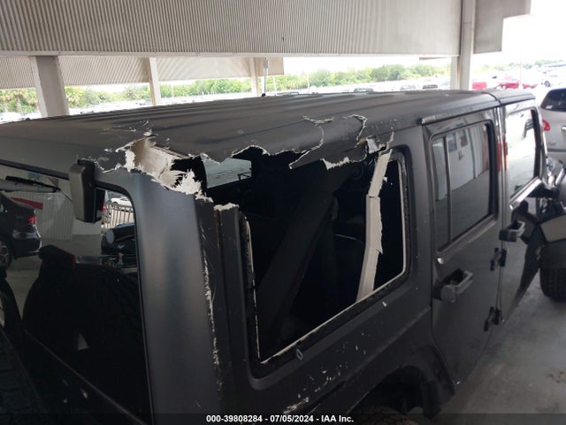 1C4HJWDG2JL927978 Jeep Wrangler Jk Unlimited Sport S 4x4