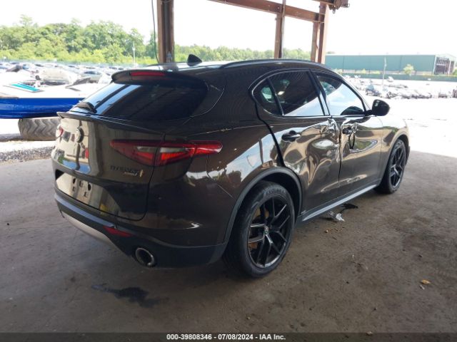 ZASFAKNN0J7B92592 Alfa Romeo Stelvio Ti Sport Awd