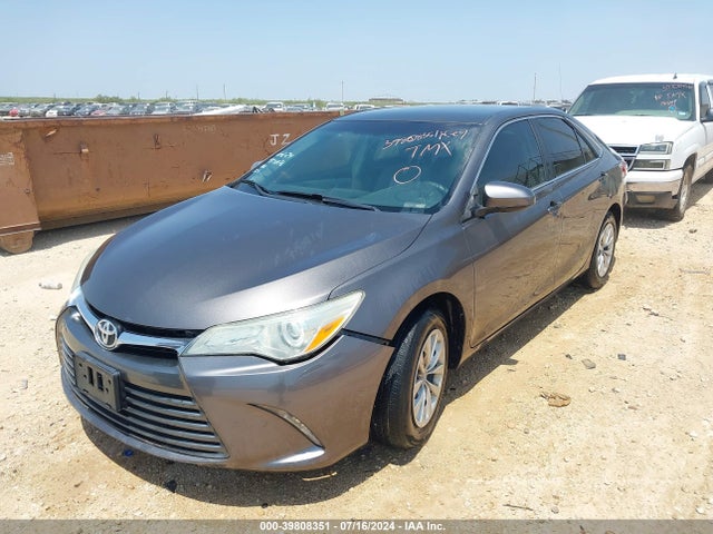 Toyota CAMRY LE 2015 4T4BF1FK0FR459876 Image 2