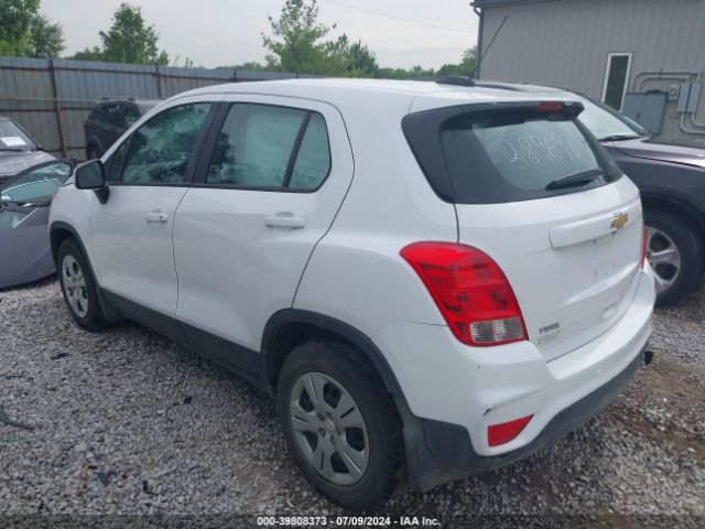 3GNCJKSB4HL289698 Chevrolet TRAX LS