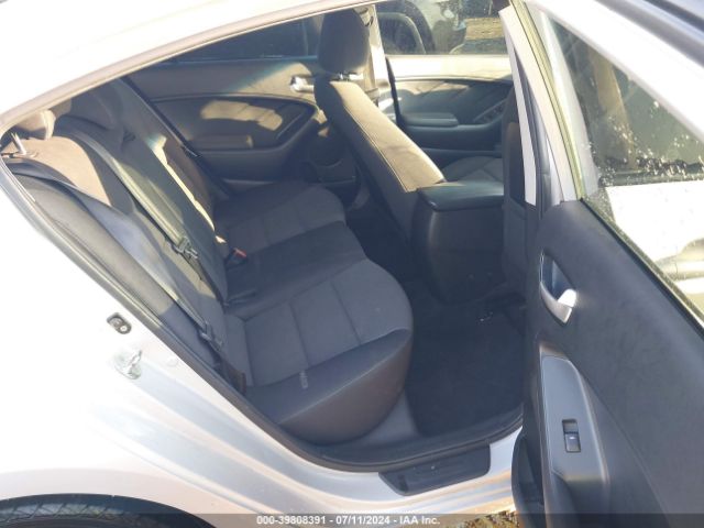 3KPFL4A74JE264559 KIA FORTE LX
