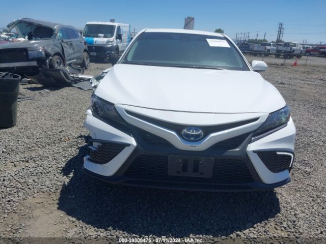 4T1G31AK6RU621627 Toyota Camry Hybrid Se