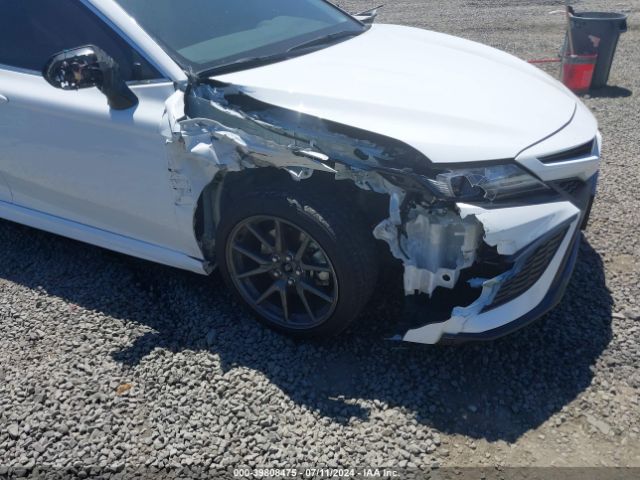 4T1G31AK6RU621627 Toyota Camry Hybrid Se