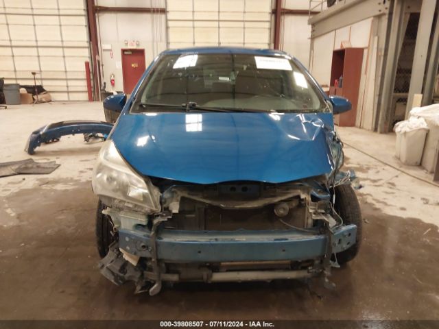 VNKKTUD32GA070364 Toyota YARIS LE