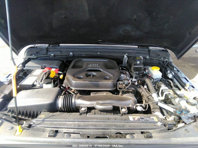 1C4HJXDN4MW592374 Jeep Wrangler Unlimited Sport S 4x4