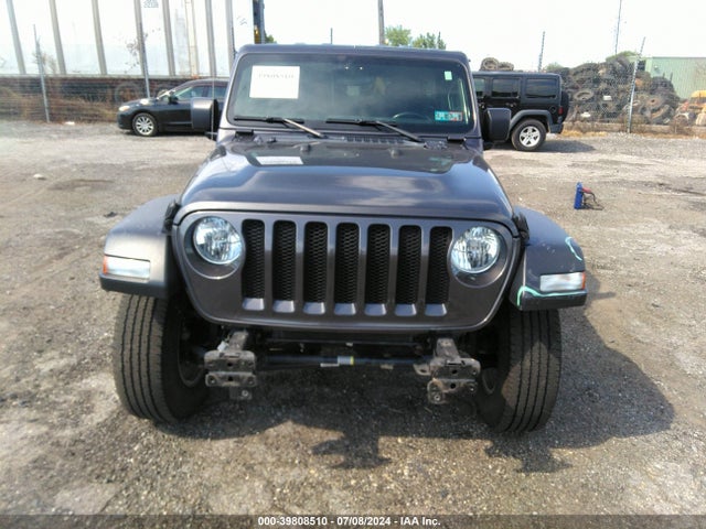 1C4HJXDN4MW592374 Jeep Wrangler Unlimited Sport S 4x4