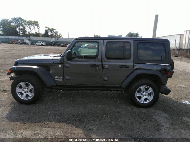 1C4HJXDN4MW592374 Jeep Wrangler Unlimited Sport S 4x4