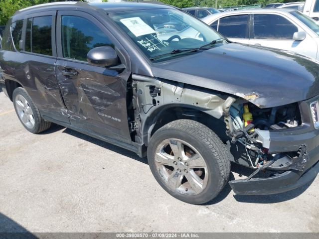 1C4NJCEBXGD543163 Jeep Compass Latitude