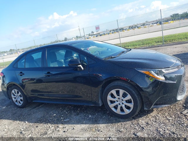 Toyota COROLLA LE 2022 5YFEPMAE6NP319547 Image 13