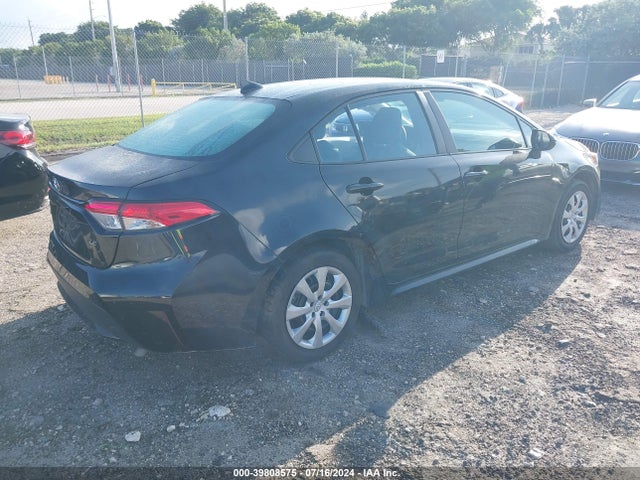 Toyota COROLLA LE 2022 5YFEPMAE6NP319547 Image 4