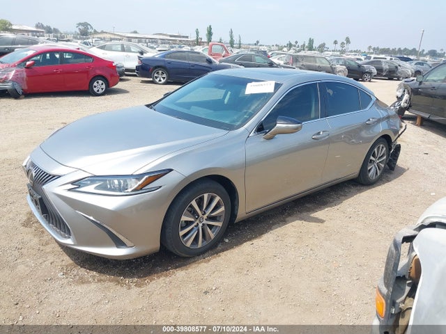 Lexus ES 350 2020 58ACZ1B11LU080053 Image 2