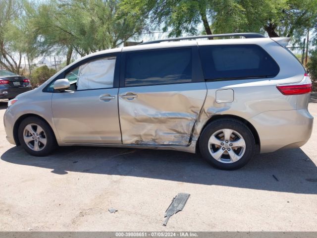 5TDKK3DC5FS626173 Toyota Sienna Le 8 Passenger