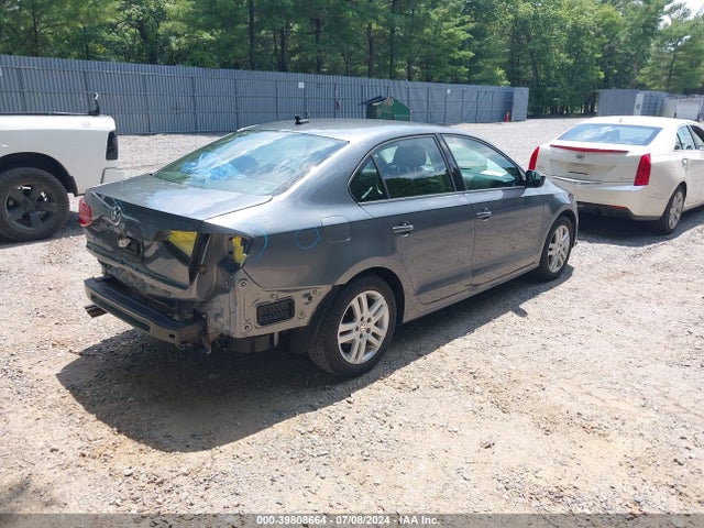 3VW2K7AJ8FM245845 Volkswagen Jetta 2.0l S
