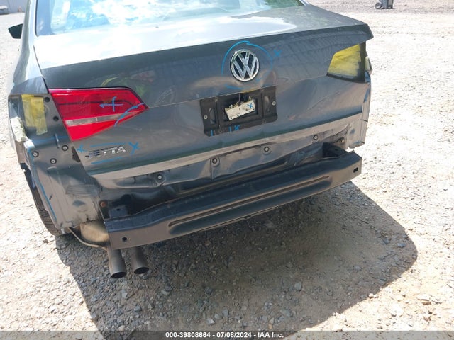 3VW2K7AJ8FM245845 Volkswagen Jetta 2.0l S