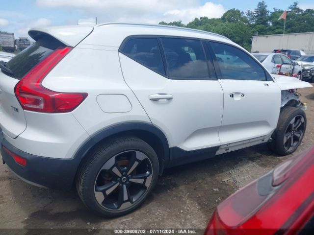 YV4162UK4L2180597 Volvo Xc40 T5 Momentum