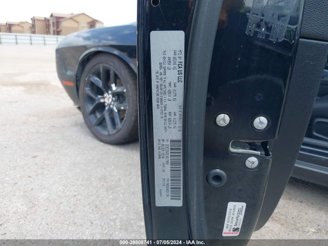 Dodge Challenger Sxt 2018 2C3CDZAG5JH317890 Image 9