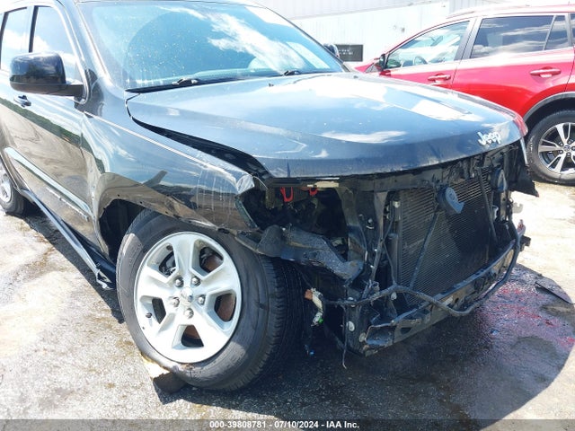 1C4RJEAG9HC845873 Jeep Grand Cherokee Laredo 4x2