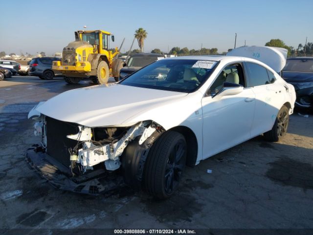 58ABA1C18PU030323 Lexus Es 300h F Sport Handling