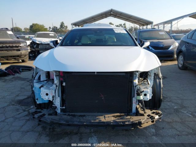58ABA1C18PU030323 Lexus Es 300h F Sport Handling