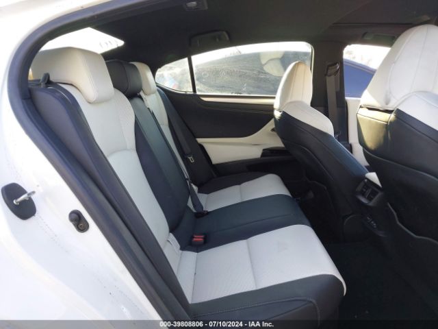 58ABA1C18PU030323 Lexus Es 300h F Sport Handling