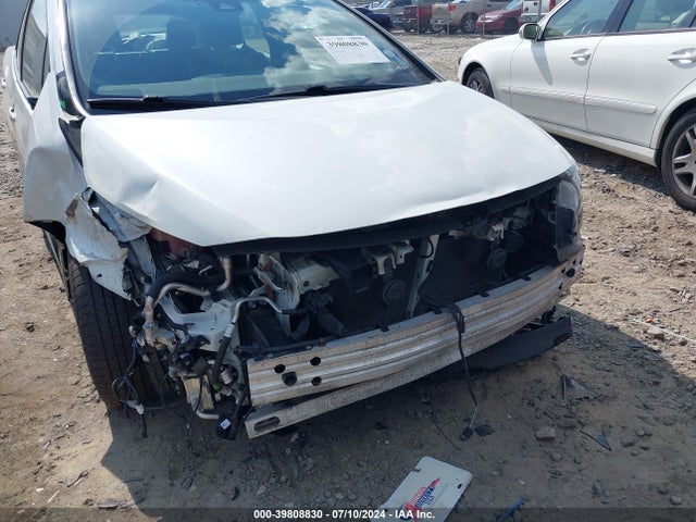 Toyota Prius Prime Premium 2017 JTDKARFP5H3050661 Image 6