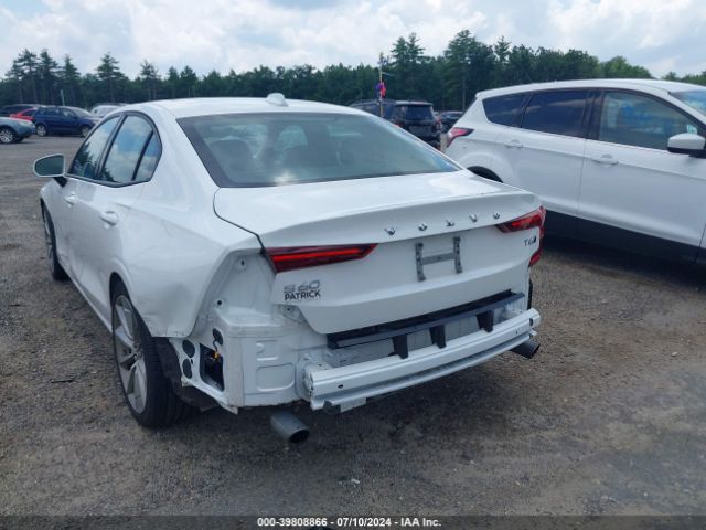 7JRA22TK8MG080427 Volvo S60 T6 Momentum