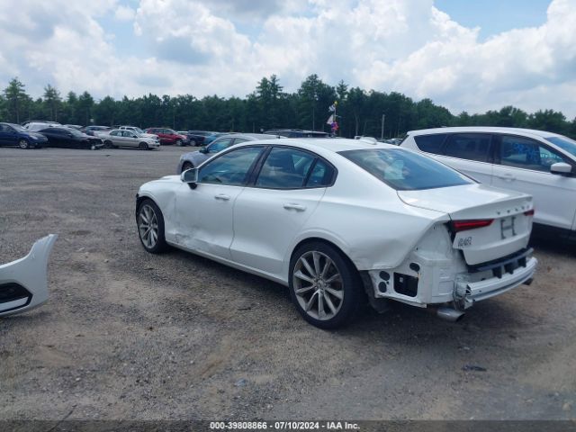 7JRA22TK8MG080427 Volvo S60 T6 Momentum
