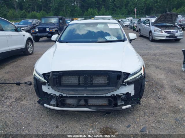 7JRA22TK8MG080427 Volvo S60 T6 Momentum