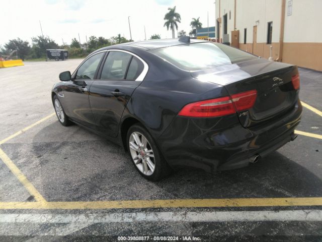 SAJAD4FX9JCP26557 Jaguar Xe 25t Premium