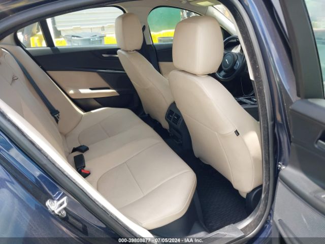 SAJAD4FX9JCP26557 Jaguar Xe 25t Premium