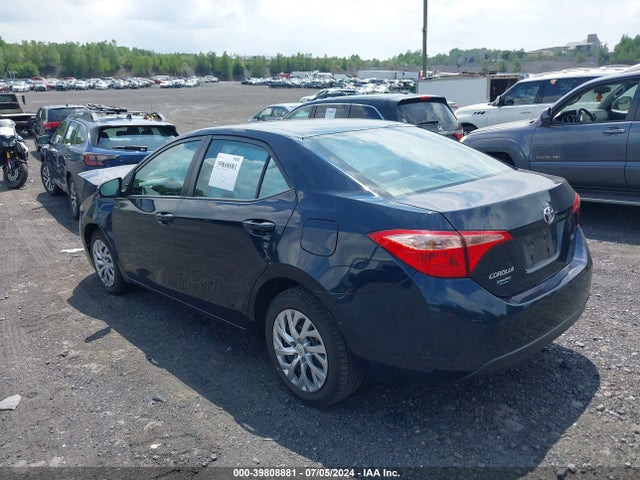 Toyota COROLLA LE 2019 2T1BURHE8KC140744 Image 3