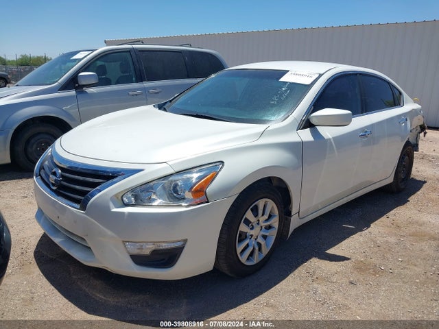 Nissan Altima 2.5 S 2015 1N4AL3APXFC201880 Image 2